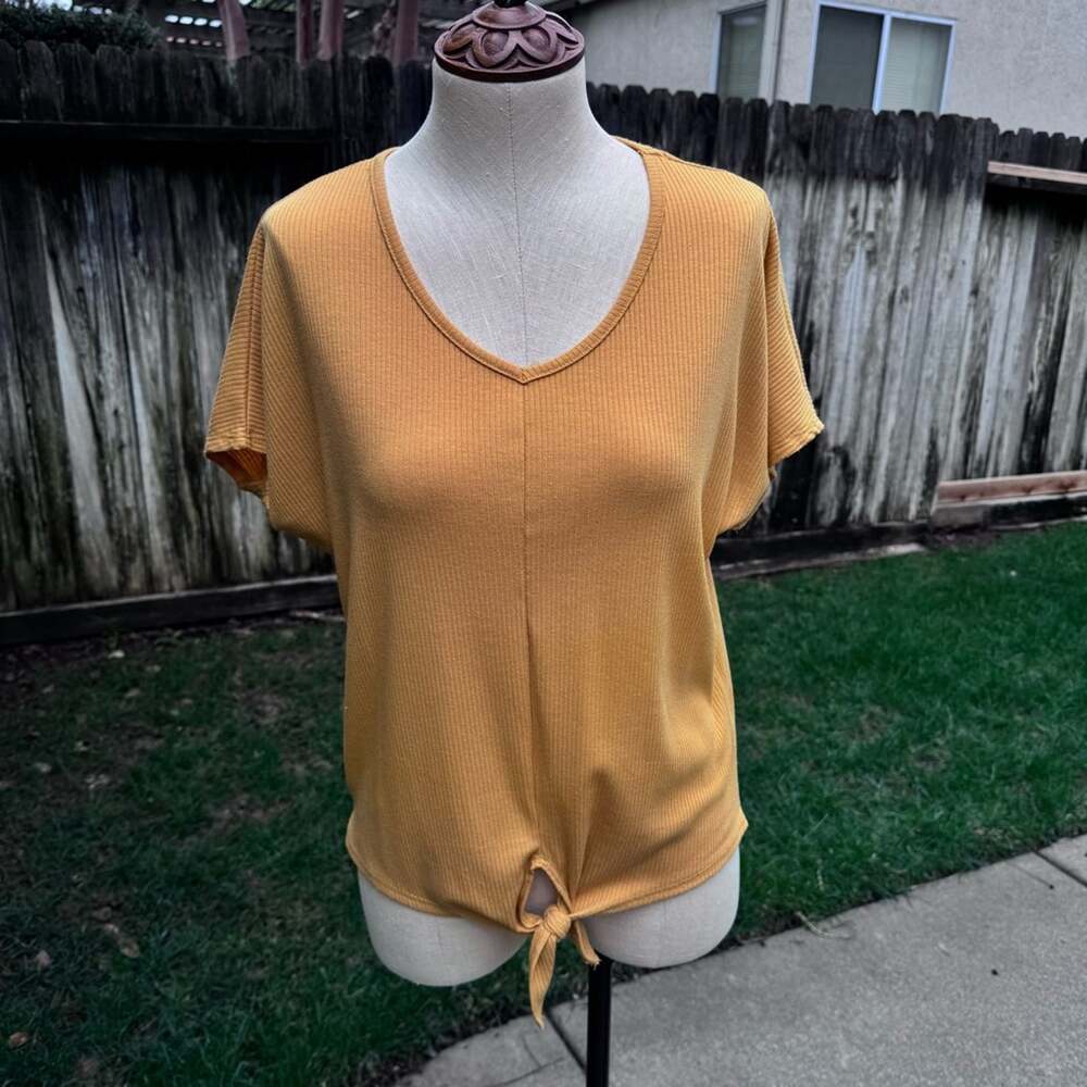 Cedar & Gold Yellow Gold Ribbed Knit Tee Short Sleeve Tie Pullover Size Small